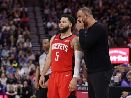 Rockets y su gran incógnita: ¿Por qué necesitan un base como sea antes del deadline?