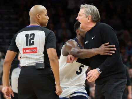 Impactante castigo económico para el técnico de los Timberwolves: ¿Justo o exagerado?