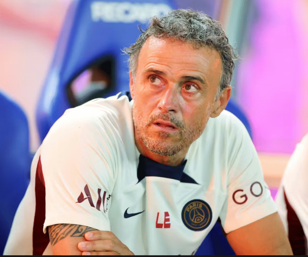 Luis Enrique admite preferência por outro adversário, mas reforça respeito ao Flamengo antes da final 1 Luís Enrique, técnico do PSG, faz declarações polêmicas contra Flamengo