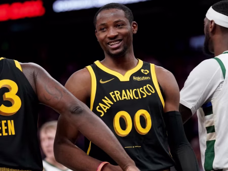 Rumores NBA: Warriors dispuestos a entregar a este jugador clave por Giannis