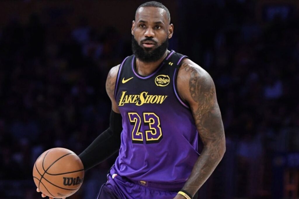 LeBron James se confiesa: ¿Quién es el jugador más dominante que ha enfrentado? 1 LeBron James se confiesa: ¿Quién es el jugador más dominante que ha enfrentado?