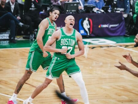 Rumores NBA: Los Celtics acechan a un centro angelino que podría cambiarlo todo en el Este
